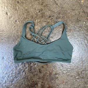 Lululemon Free to Be Sports Bra